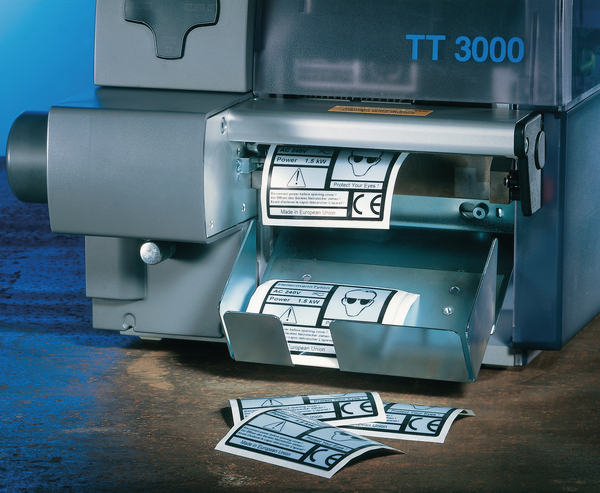 Thermal transfer printer for industrial-grade